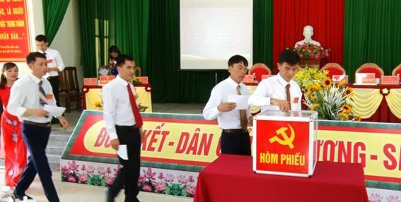 http://thoxuan.thanhhoa.gov.vn/file/download/635927043.html