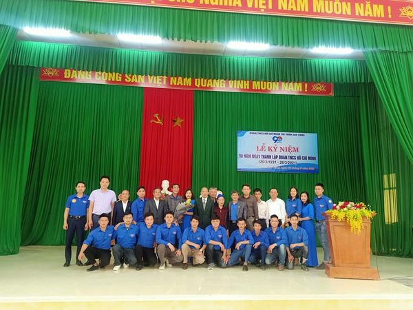 https://scontent.fhan3-1.fna.fbcdn.net/v/t1.0-0/s600x600/163754984_1228667870904861_5496374501435172279_n.jpg?_nc_cat=104&ccb=1-3&_nc_sid=8bfeb9&_nc_ohc=ggcu_8RTde8AX-eZKzc&_nc_ht=scontent.fhan3-1.fna&tp=7&oh=2927f79de74857eb1499b0713cbfa51d&oe=6086B164