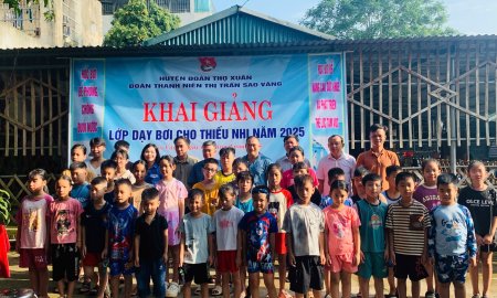 ĐOÀN THỊ TRẤN SAO VÀNG KHAI GIẢNG LỚP HỌC BƠI HÈ 2025 CHO THIẾU NHI