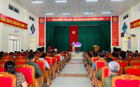 Thị trấn Sao Vàng tham dự Lễ phát động phong trào Bình dân học vụ số
