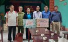 ĐẠI ĐIỆN ĐẢNG UỶ, HĐND, UBND, MTTQ, TRƯỞNG CÁC TỔ CHỨC CHÍNH TRỊ - XÃ HỘI THĂM HỎI TÌNH HÌNH SẢN XUẤT, ĐỜI SỐNG NHÂN DÂN VÀ TẶNG QUÀ TẾT CÁC KHU PHỐ
