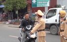 Công an Thị trấn Sao Vàng: tổ chức tuần tra, nhắc nhở, xử lý các hành vi vi phạm về TTATGT, TTCC